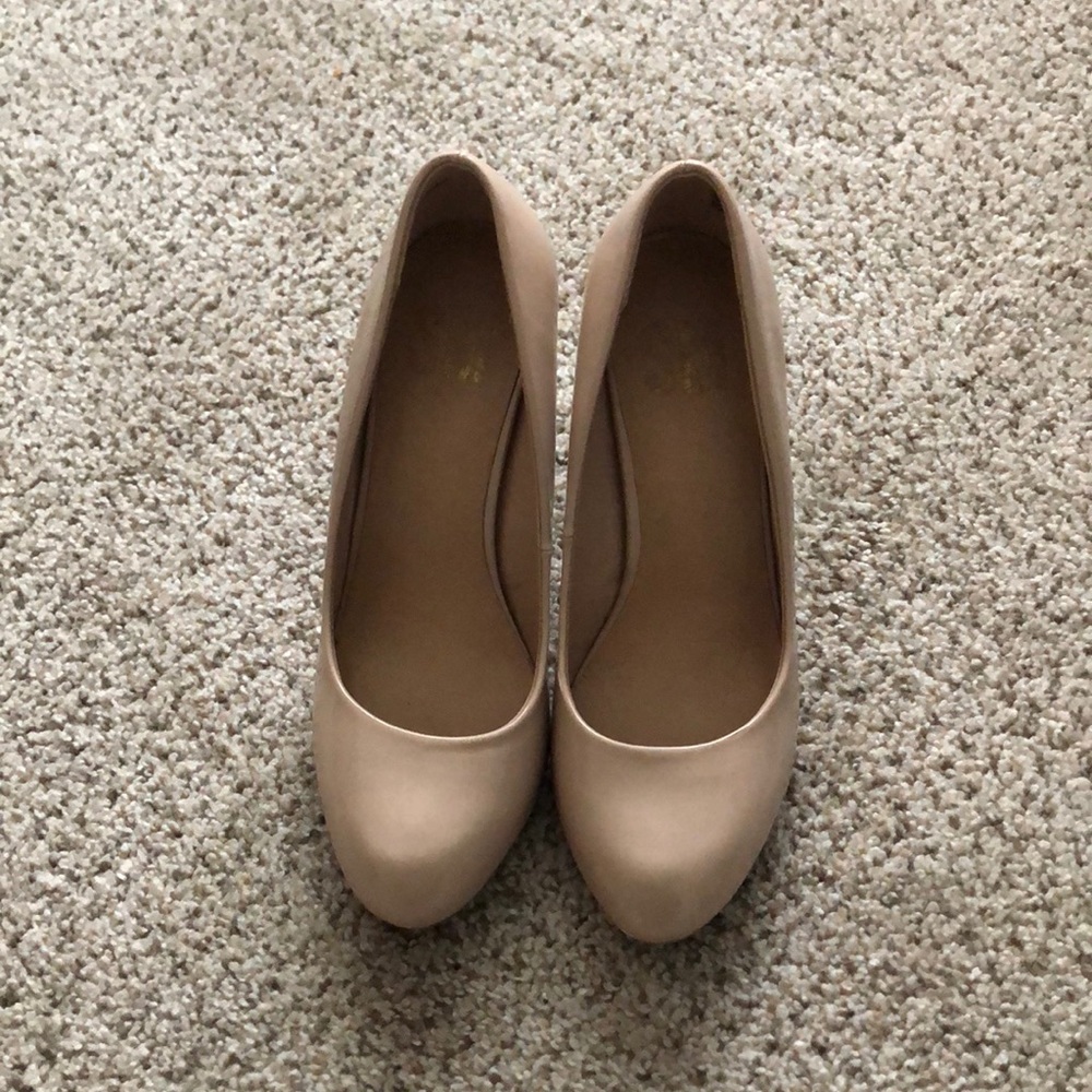 Nude heels